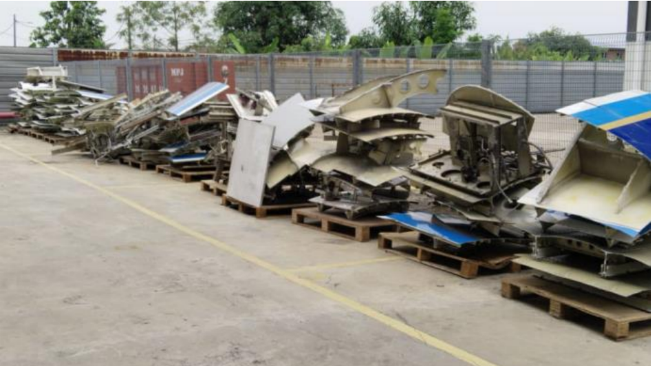 B737 Complete Teardown — 4