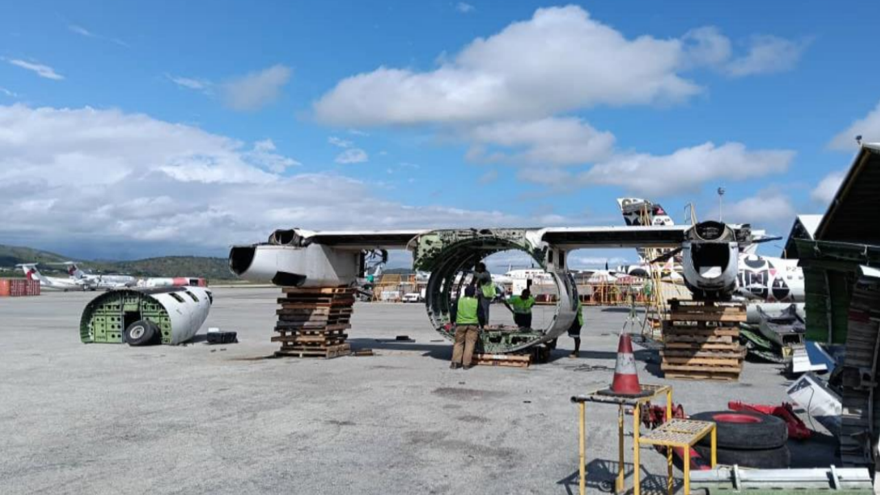 PNG DHC8 On-Site Part Out — 4